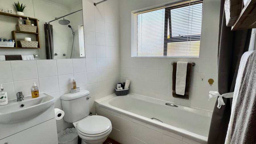 2 Bedroom Property for Sale in George South Western Cape